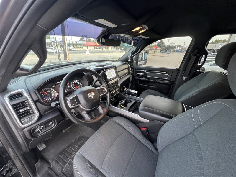 2023 RAM 2500 Big Horn   - Photo 22 - Lewisville, TX 75057