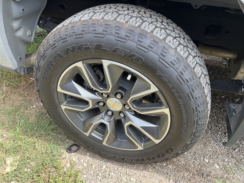 2024 Chevrolet Silverado 1500 LT   - Photo 30 - Lewisville, TX 75057