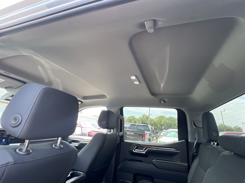 2024 Chevrolet Silverado 1500 LT   - Photo 9 - Lewisville, TX 75057