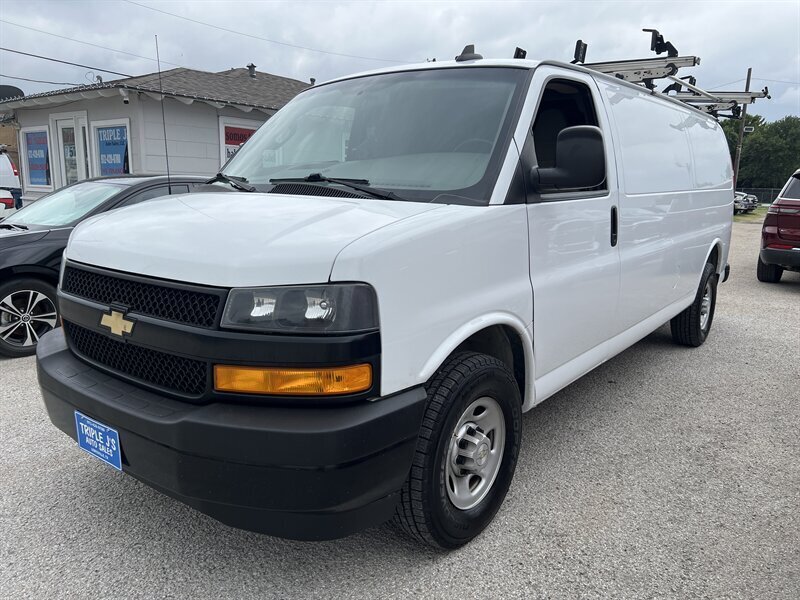 2021 Chevrolet Express 2500   - Photo 2 - Lewisville, TX 75057