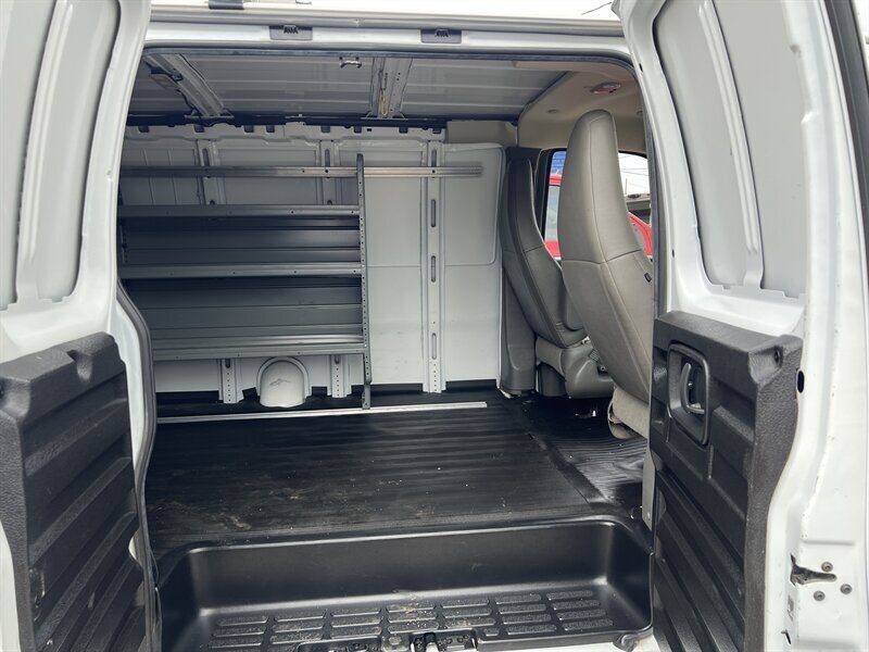 2021 Chevrolet Express 2500   - Photo 12 - Lewisville, TX 75057