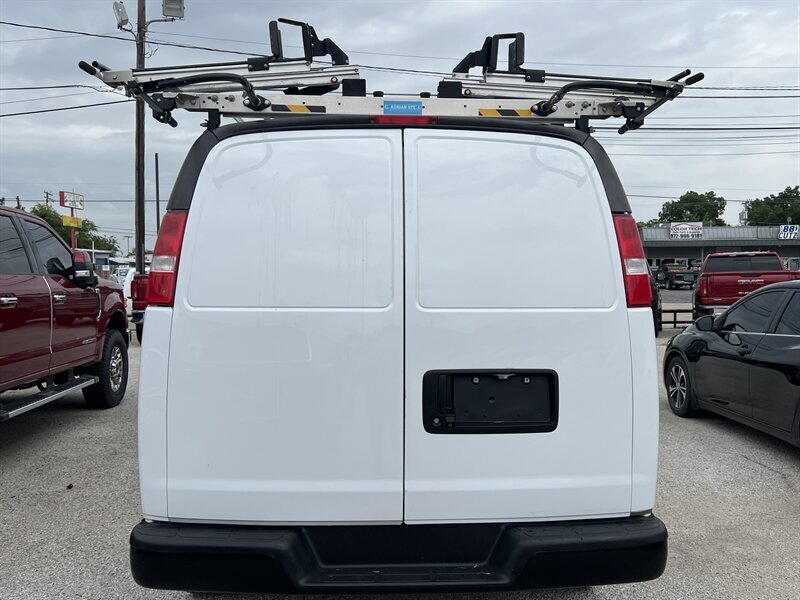 2021 Chevrolet Express 2500   - Photo 6 - Lewisville, TX 75057