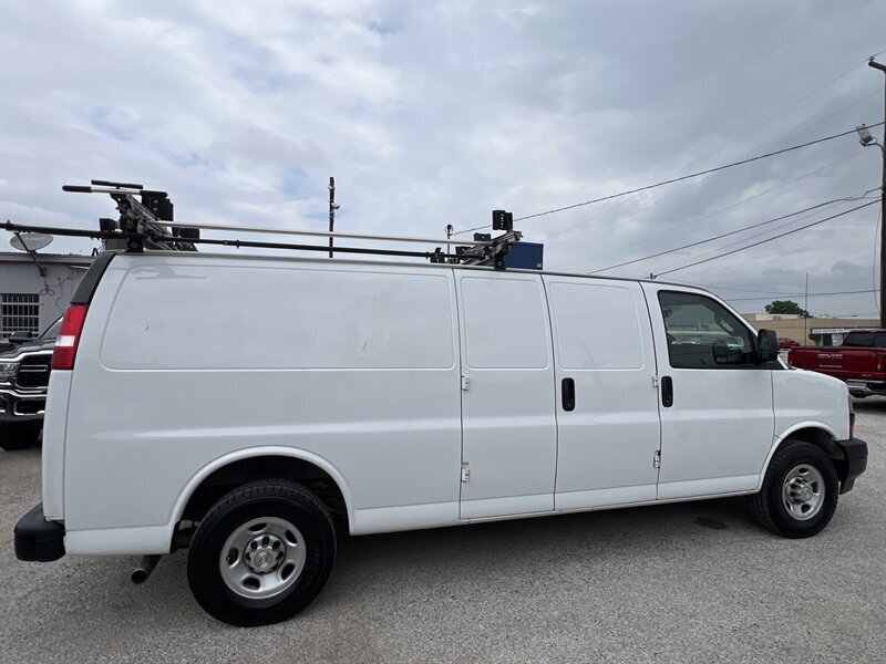 2021 Chevrolet Express 2500   - Photo 5 - Lewisville, TX 75057