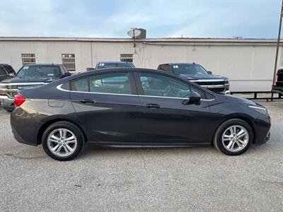 2017 Chevrolet Cruze LT Auto   - Photo 5 - Lewisville, TX 75057