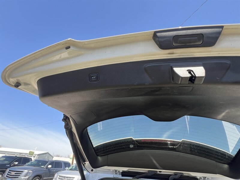 2019 Chevrolet Blazer RS   - Photo 15 - Lewisville, TX 75057