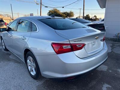 2021 Chevrolet Malibu LS   - Photo 3 - Lewisville, TX 75057