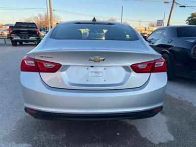 2021 Chevrolet Malibu LS   - Photo 5 - Lewisville, TX 75057