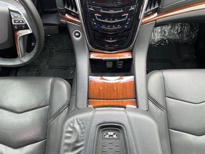 2017 Cadillac Escalade Premium Luxury   - Photo 19 - Lewisville, TX 75057