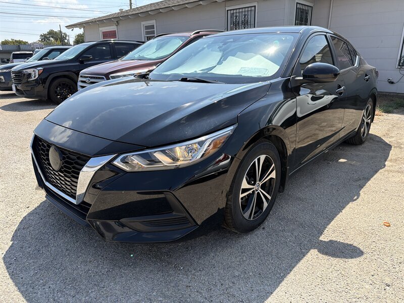 2022 Nissan Sentra SV   - Photo 2 - Lewisville, TX 75057