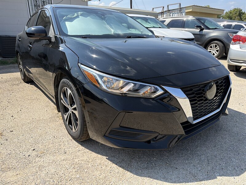 2022 Nissan Sentra SV   - Photo 1 - Lewisville, TX 75057