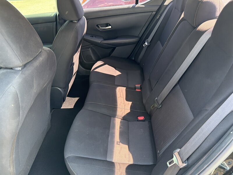 2022 Nissan Sentra SV   - Photo 9 - Lewisville, TX 75057
