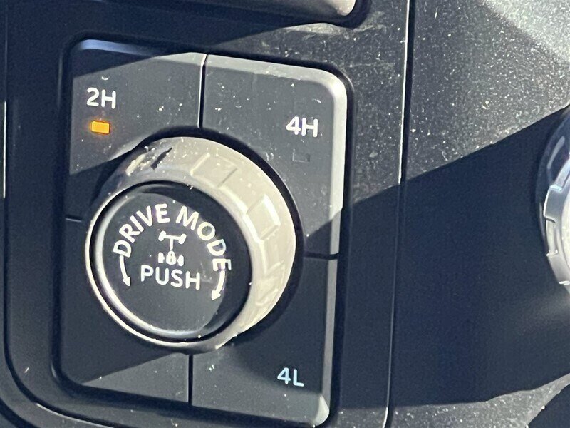 2023 Ford F-150 XLT   - Photo 13 - Lewisville, TX 75057