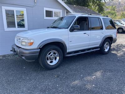 2000 Ford Explorer XLT  