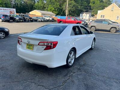 2014 Toyota Camry SE   - Photo 4 - Mine Hill, NJ 07803