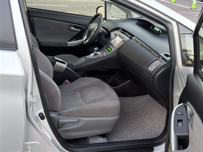 2015 Toyota Prius Plug-in Hybrid   - Photo 8 - Mine Hill, NJ 07803