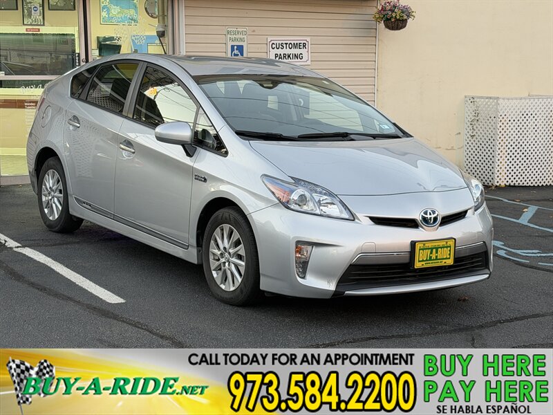 2015 Toyota Prius Plug-in Hybrid  