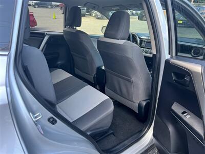 2015 Toyota RAV4 LE   - Photo 10 - Mine Hill, NJ 07803