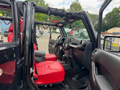 2015 Jeep Wrangler Sahara   - Photo 18 - Mine Hill, NJ 07803