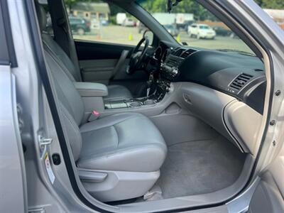2010 Toyota Highlander SE   - Photo 18 - Mine Hill, NJ 07803
