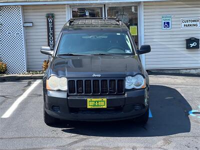 2010 Jeep Grand Cherokee Laredo   - Photo 2 - Mine Hill, NJ 07803