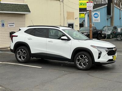 2025 Chevrolet Trax LT   - Photo 3 - Mine Hill, NJ 07803