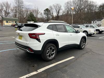 2025 Chevrolet Trax LT   - Photo 4 - Mine Hill, NJ 07803