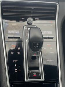 2020 Porsche Panamera 4   - Photo 15 - Mine Hill, NJ 07803