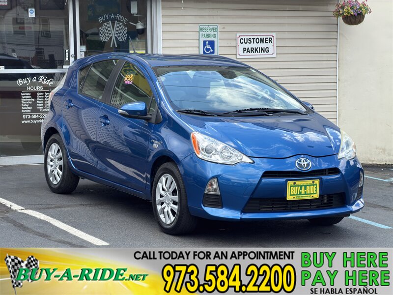 2014 Toyota Prius c One's photo