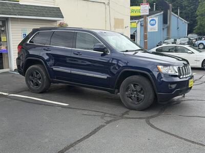 2012 Jeep Grand Cherokee Laredo - Photo 2 - Mine Hill, NJ 07803