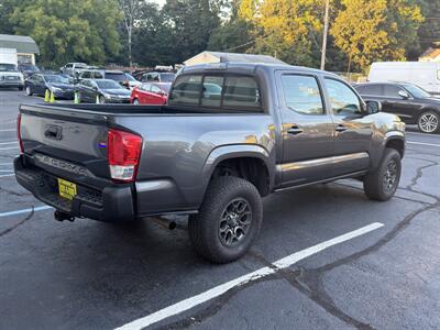 2016 Toyota Tacoma SR5 V6 - Photo 3 - Mine Hill, NJ 07803