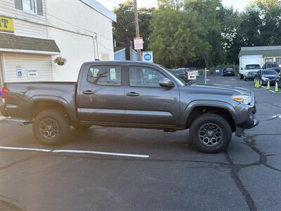 2016 Toyota Tacoma SR5 V6 - Photo 2 - Mine Hill, NJ 07803