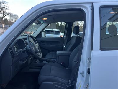 2012 Jeep Liberty Sport   - Photo 13 - Mine Hill, NJ 07803