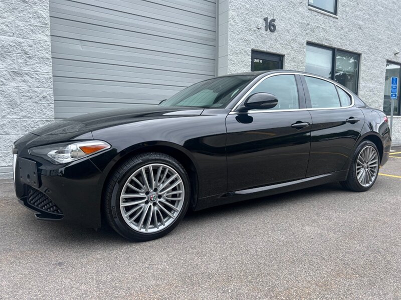 2017 Alfa Romeo Giulia  