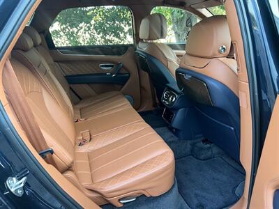 2017 Bentley Bentayga W12   - Photo 27 - Marlborough, MA 01752