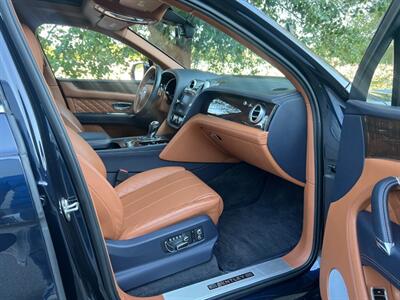 2017 Bentley Bentayga W12   - Photo 31 - Marlborough, MA 01752