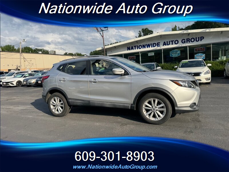 2017 Nissan Rogue SV   - Photo 1 - East Windsor, NJ 08520