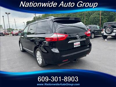 2015 Toyota Sienna Limited 7-Passenger   - Photo 5 - East Windsor, NJ 08520