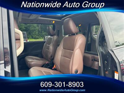 2015 Toyota Sienna Limited 7-Passenger   - Photo 14 - East Windsor, NJ 08520