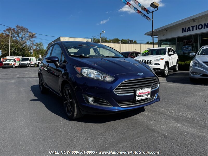 2016 Ford Fiesta SE  