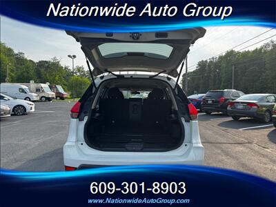 2017 Nissan Rogue SV   - Photo 24 - East Windsor, NJ 08520