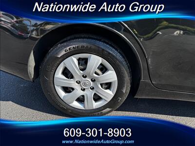 2010 Toyota Camry LE   - Photo 26 - East Windsor, NJ 08520