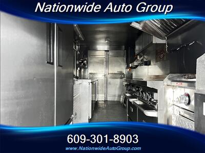 2016 Ford E-Series Van  Custom Food Truck - Photo 14 - East Windsor, NJ 08520