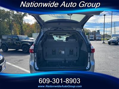 2020 Toyota Sienna XLE 8-Passenger   - Photo 30 - East Windsor, NJ 08520