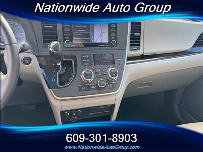 2020 Toyota Sienna XLE 8-Passenger   - Photo 22 - East Windsor, NJ 08520