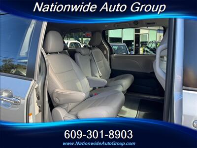 2020 Toyota Sienna XLE 8-Passenger   - Photo 27 - East Windsor, NJ 08520