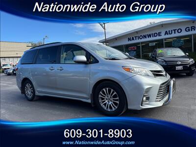 2020 Toyota Sienna XLE 8-Passenger Van
