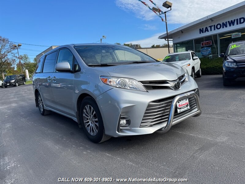 2020 Toyota Sienna XLE 8-Passenger