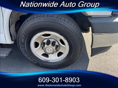 2018 Chevrolet Express LT 3500  12 Passenger Van - Photo 19 - East Windsor, NJ 08520