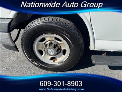 2018 Chevrolet Express LT 3500  12 Passenger Van - Photo 22 - East Windsor, NJ 08520