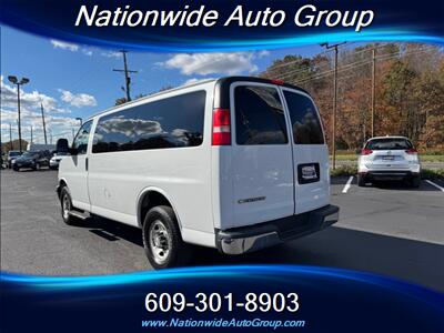 2018 Chevrolet Express LT 3500  12 Passenger Van - Photo 5 - East Windsor, NJ 08520